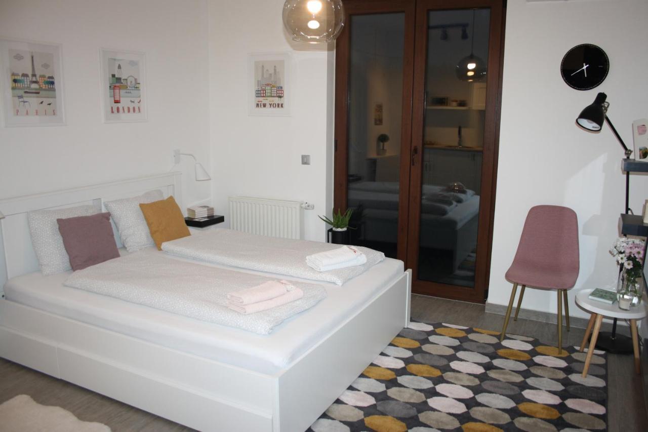 Studio Apartman Centar Ðakovo Eksteriør bilde